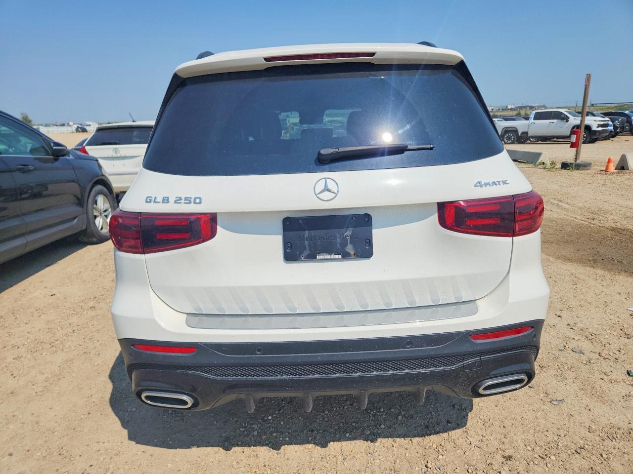 2025 Mercedes-Benz Glb 250 4Matic - Image 6