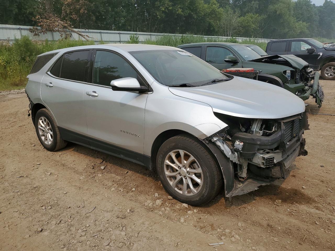 2019 Chevrolet Equinox Lt - Image 4