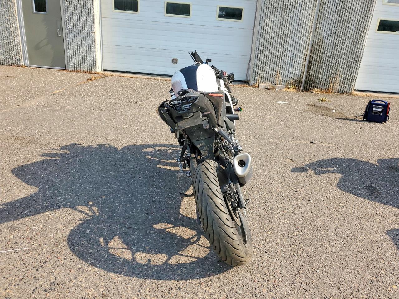 2017 Yamaha Yzfr3 - Фото 4