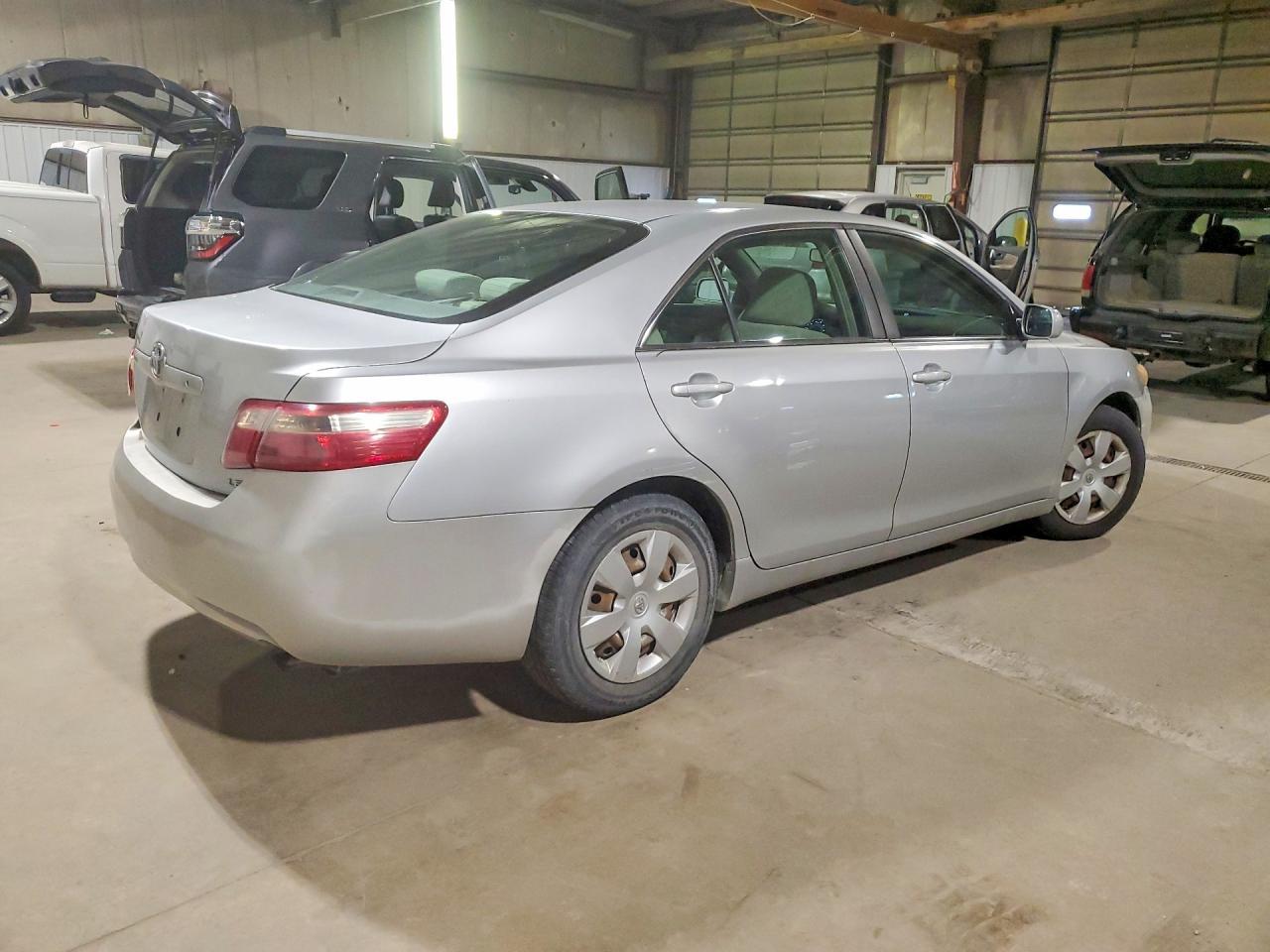 2007 Toyota Camry Le - Фото 3