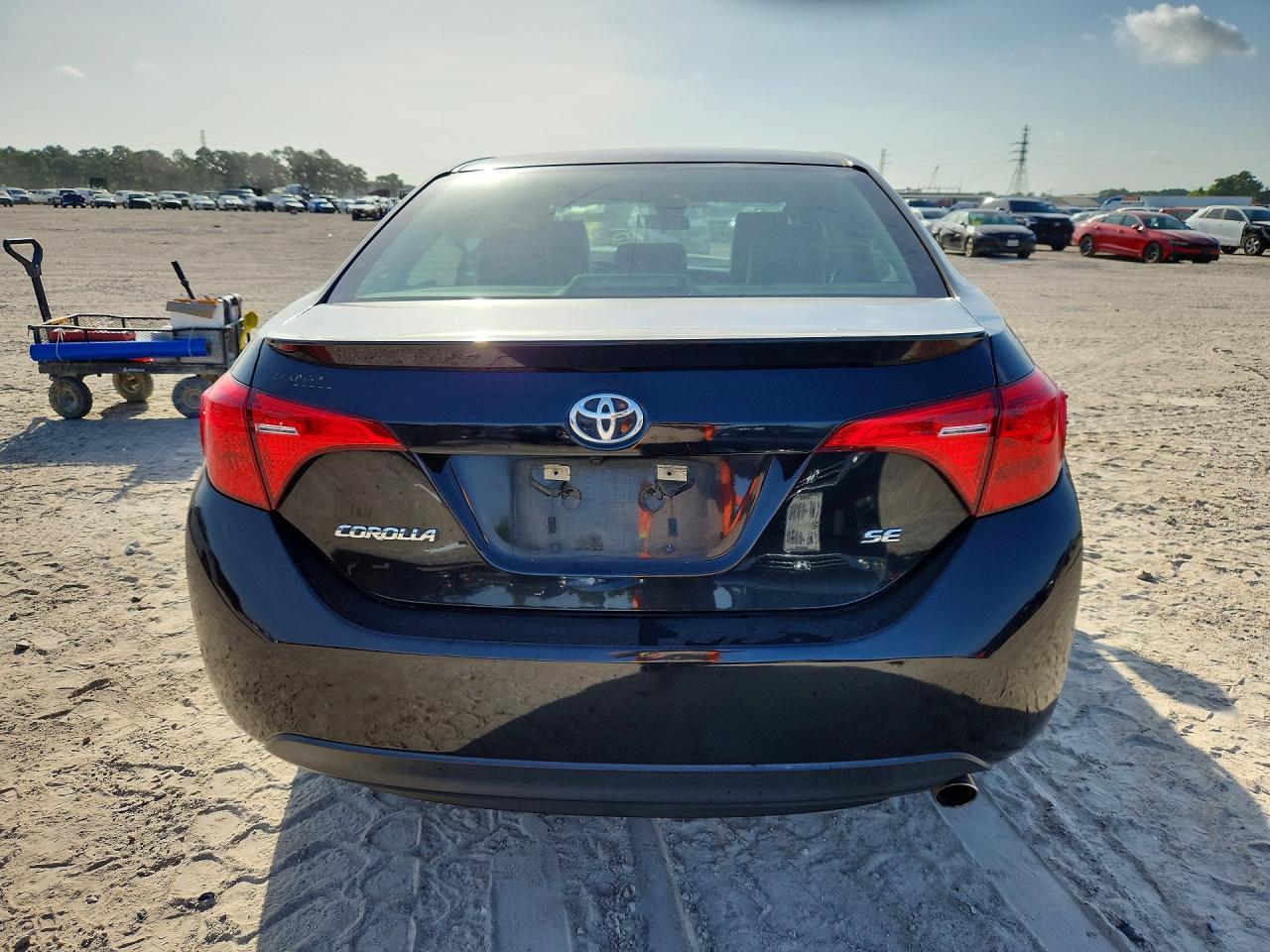 2017 Toyota Corolla Se - Image 6