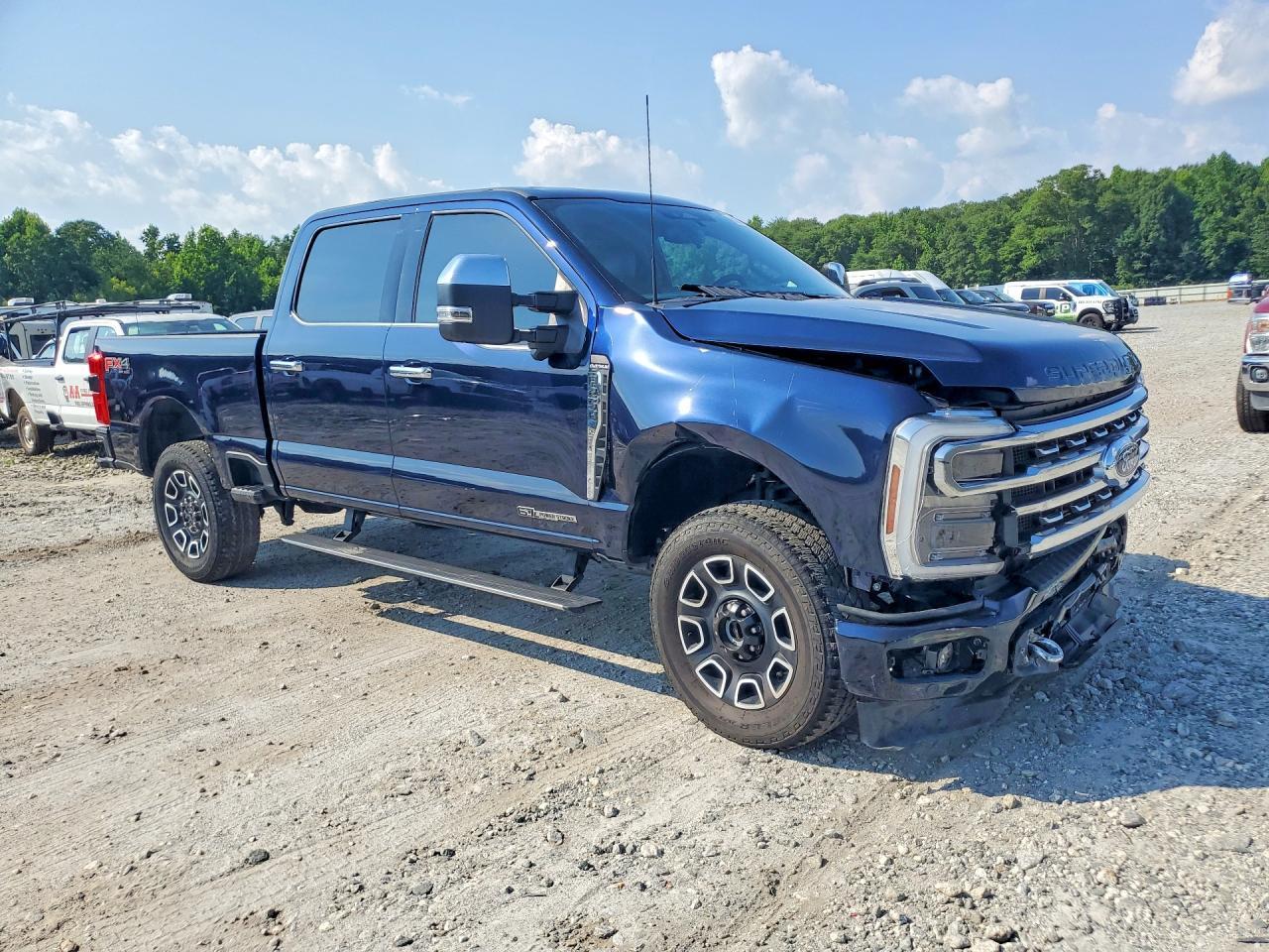 2024 Ford F250 Super Duty - Фото 4