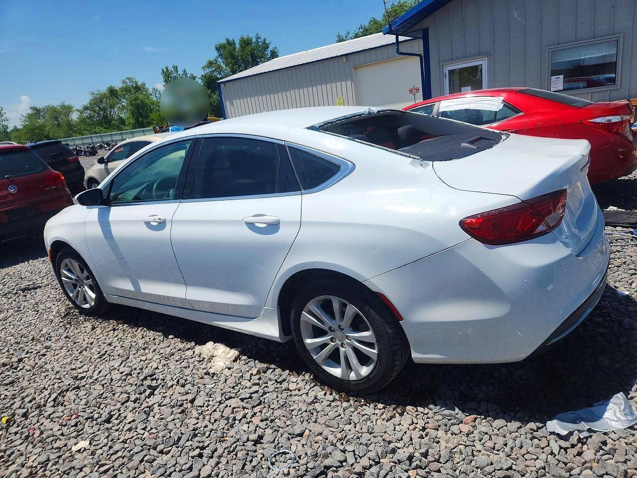 2015 Chrysler 200 Limited - Image 2