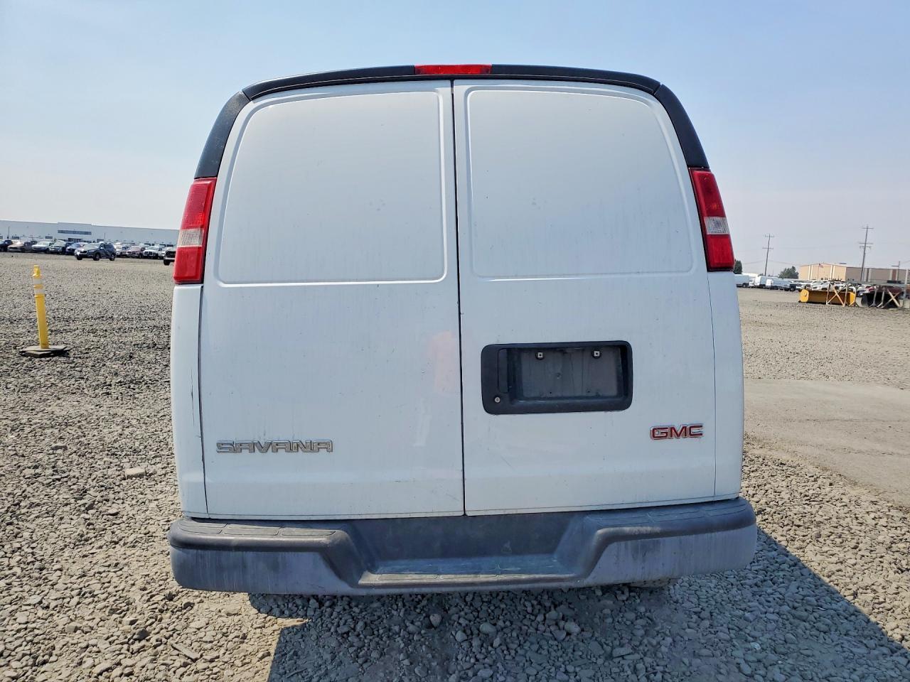 2017 GMC Savana G3500 Refrigerated Delivery Van - Фото 6