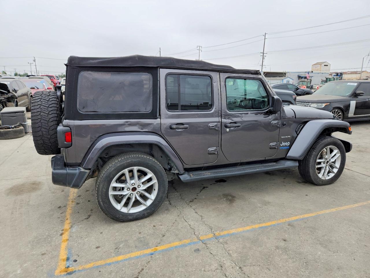2021 Jeep Wrangler Unlimited Sahara 4Xe - Image 3