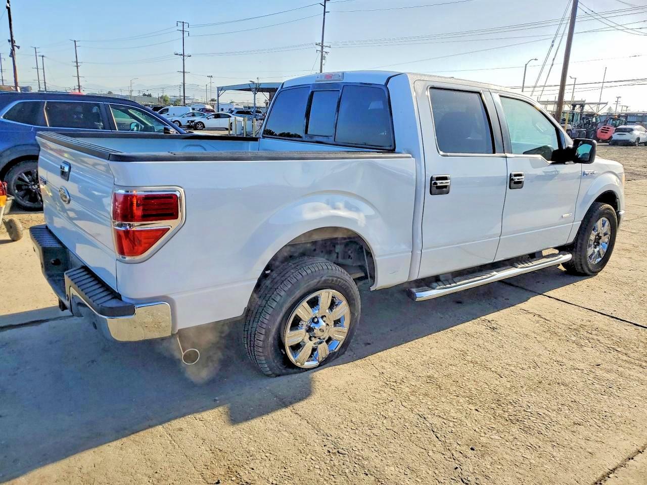 2011 Ford F150 Supercrew - Image 3