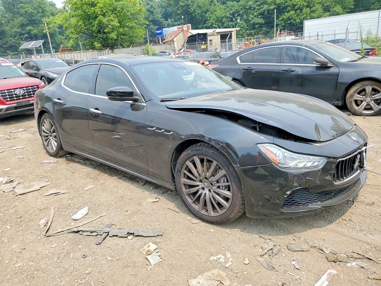 2017 Maserati Ghibli S - Image 4