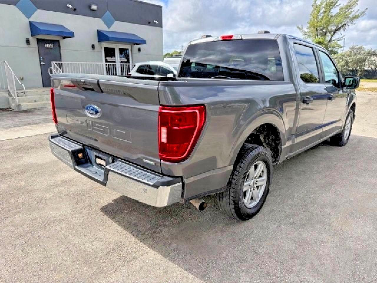 2023 Ford F150 Supercrew - Фото 3