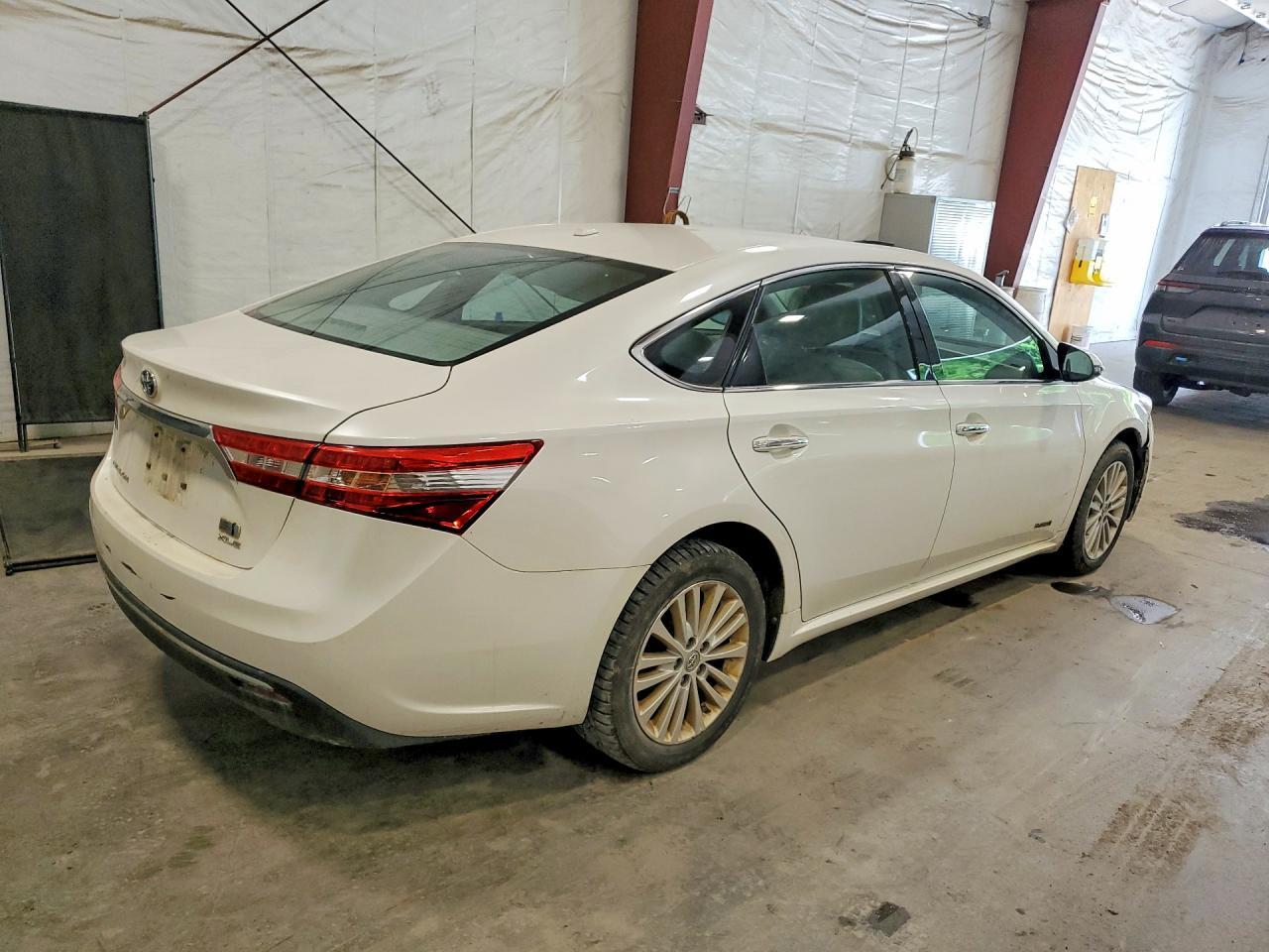2013 Toyota Avalon Hybrid Xle Touring - Фото 3