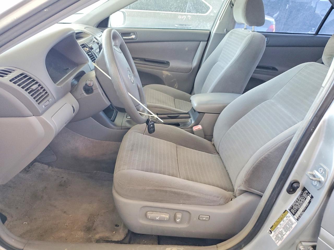 2005 Toyota Camry Le - Фото 7