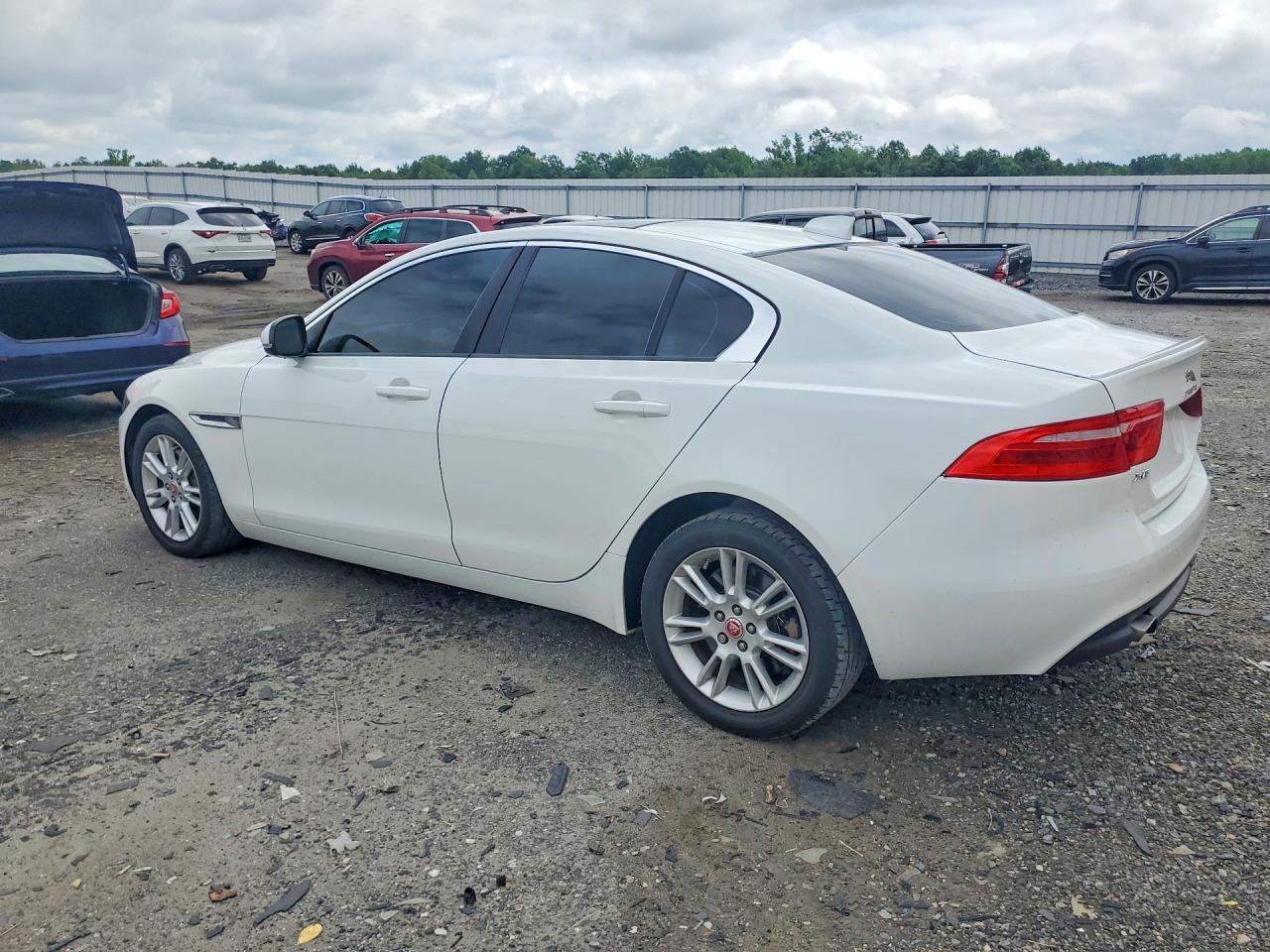 2018 Jaguar Xe Premium - Image 2