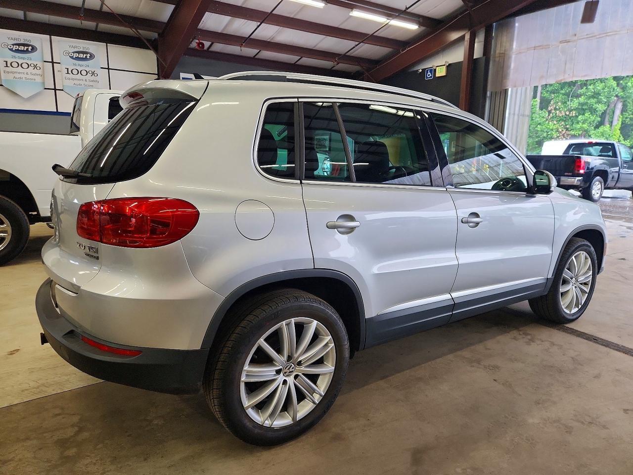 2012 Volkswagen Tiguan S - Image 3