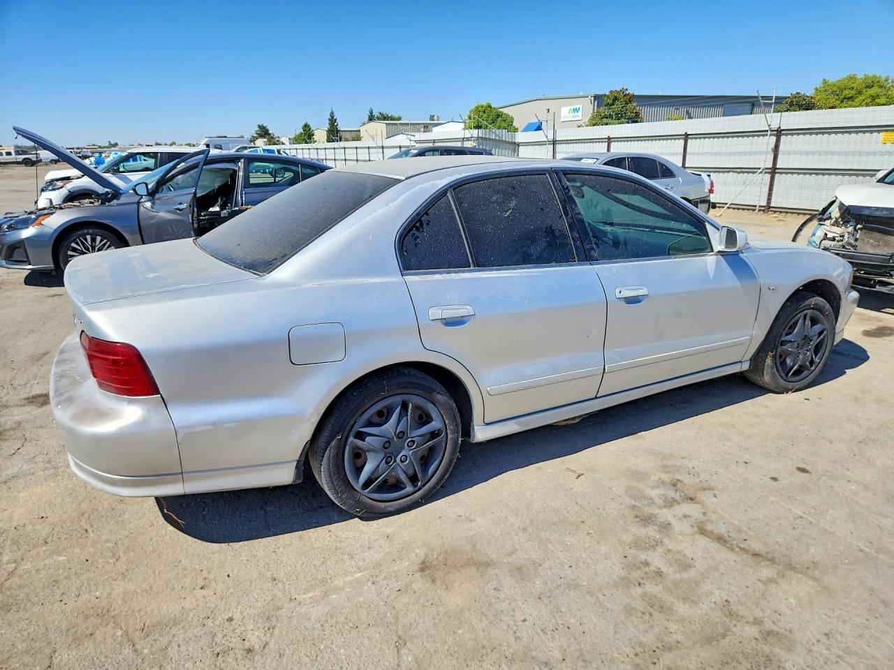 2001 Mitsubishi Galant Es - Фото 3