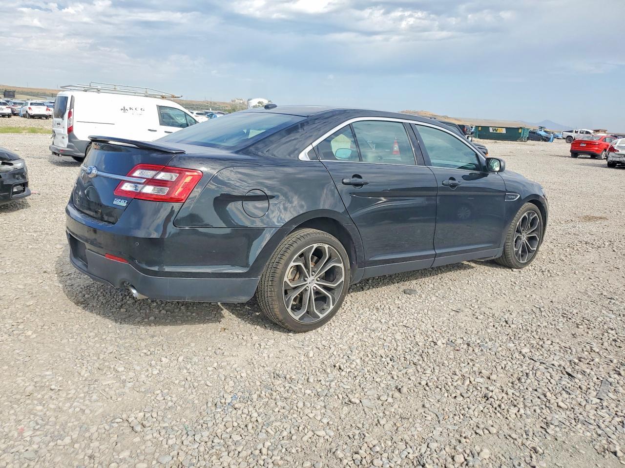 2015 Ford Taurus Sho - Фото 3