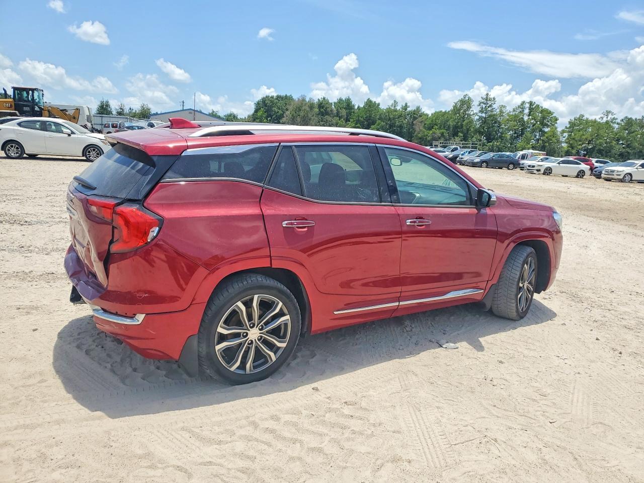 2019 GMC Terrain Denali - Image 3