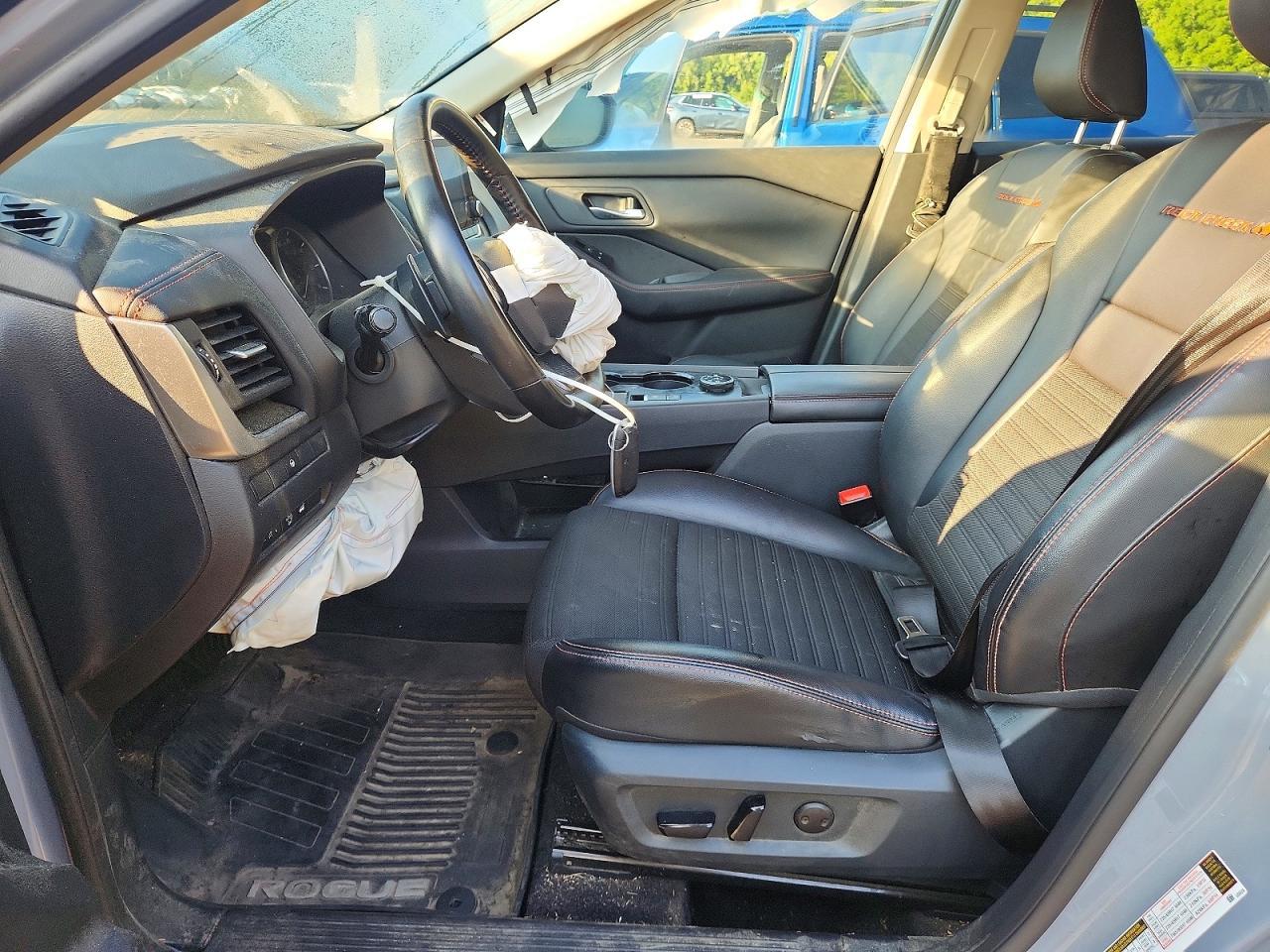 2025 Nissan Rogue Rock Creek - Image 7