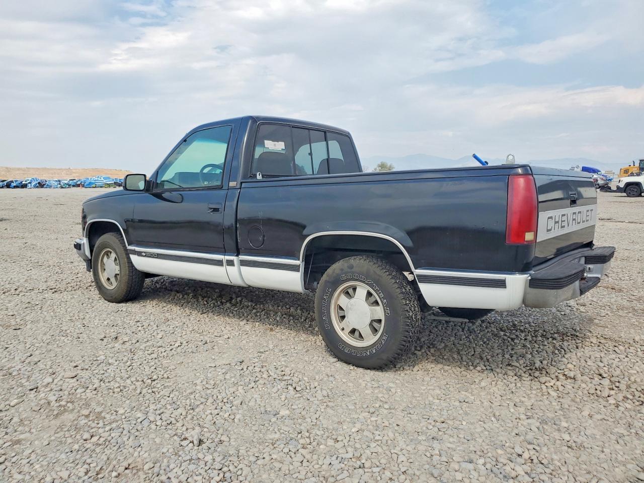 1992 Chevrolet Gmt-400 C1500 - Фото 2