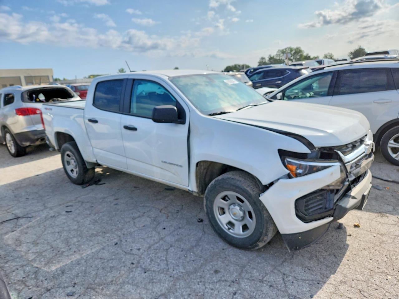 2022 Chevrolet Colorado - Image 4