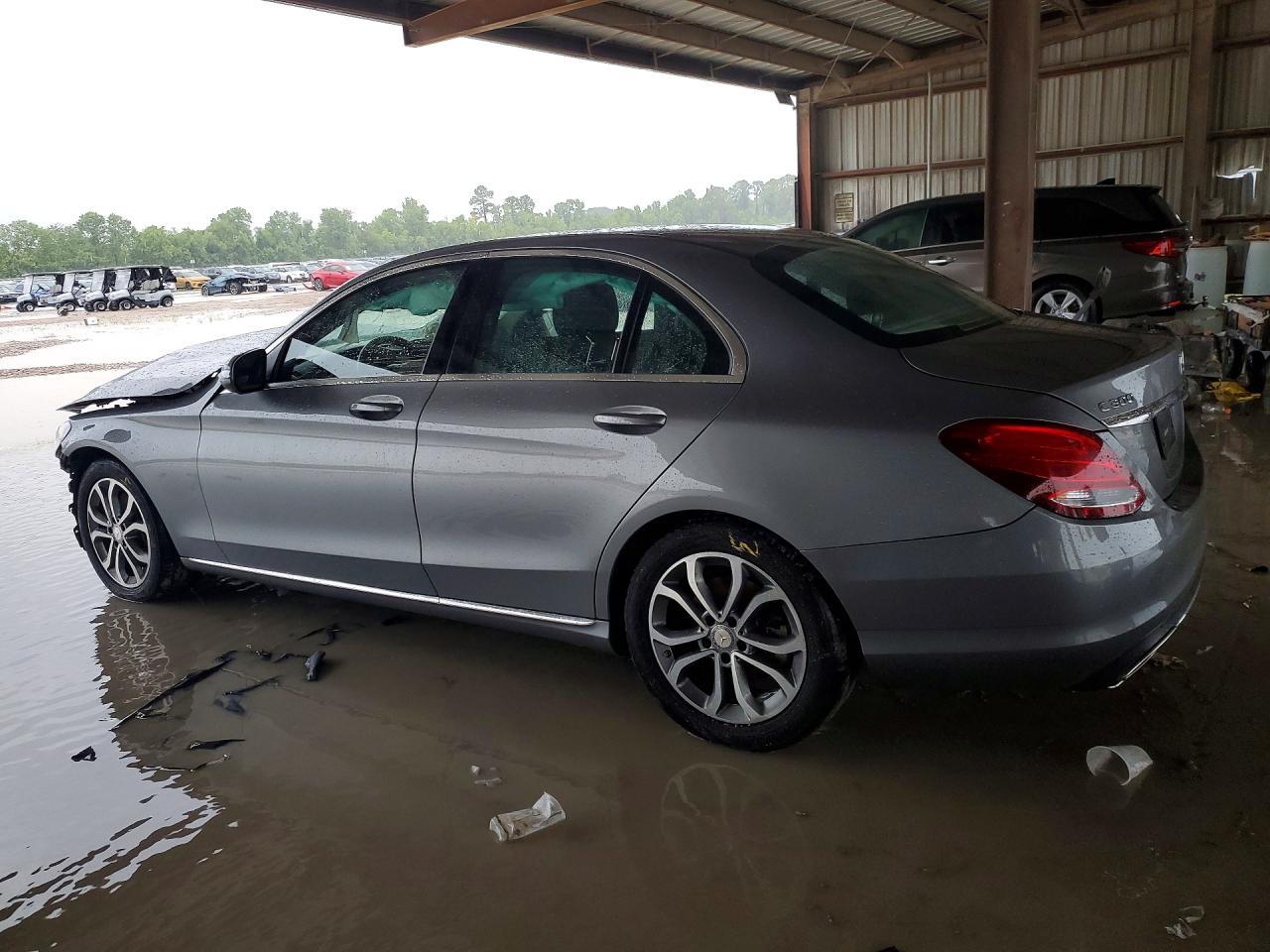 2016 Mercedes-Benz C 300 - Фото 2