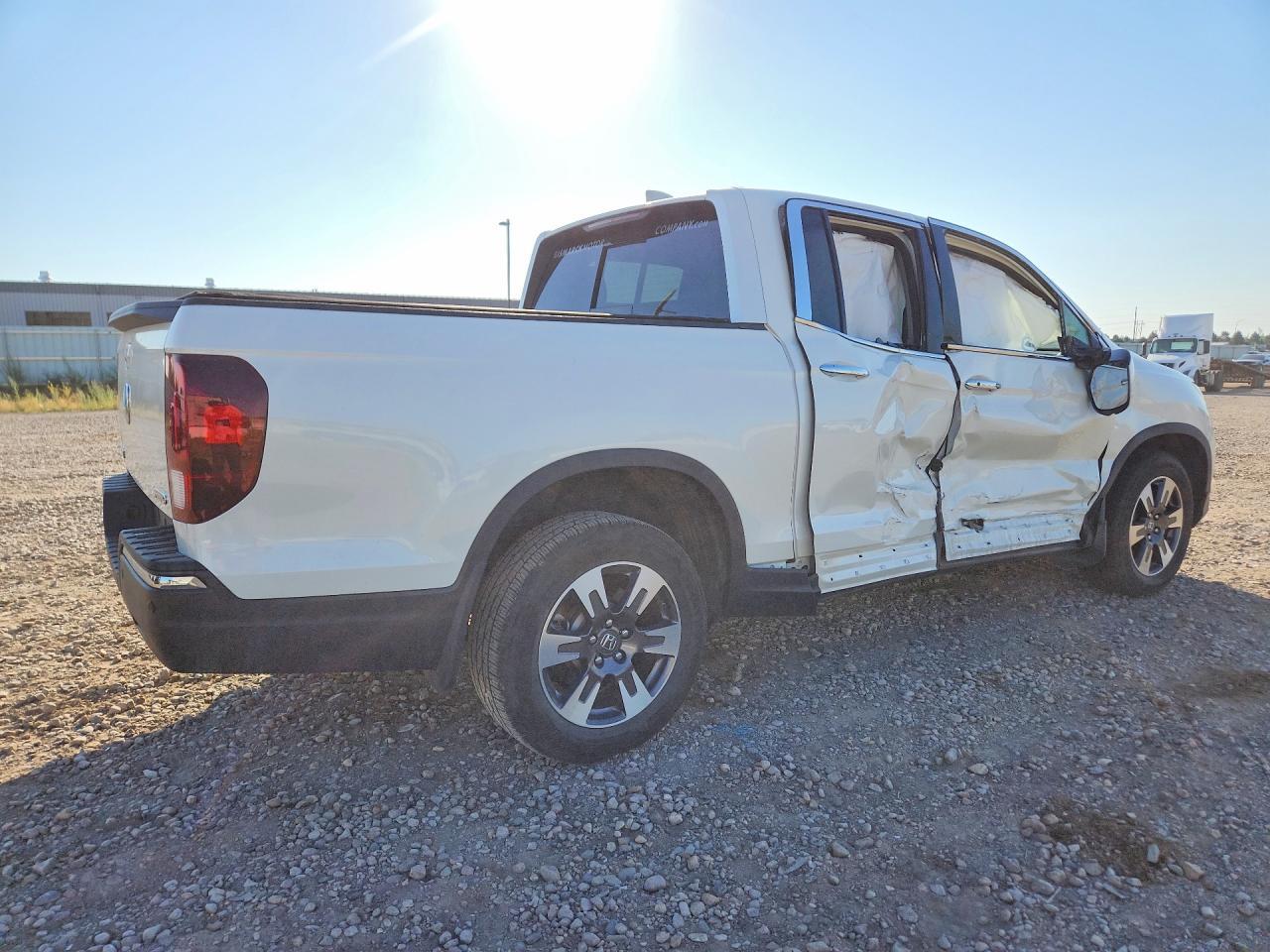2019 Honda Ridgeline Rtl - Image 3