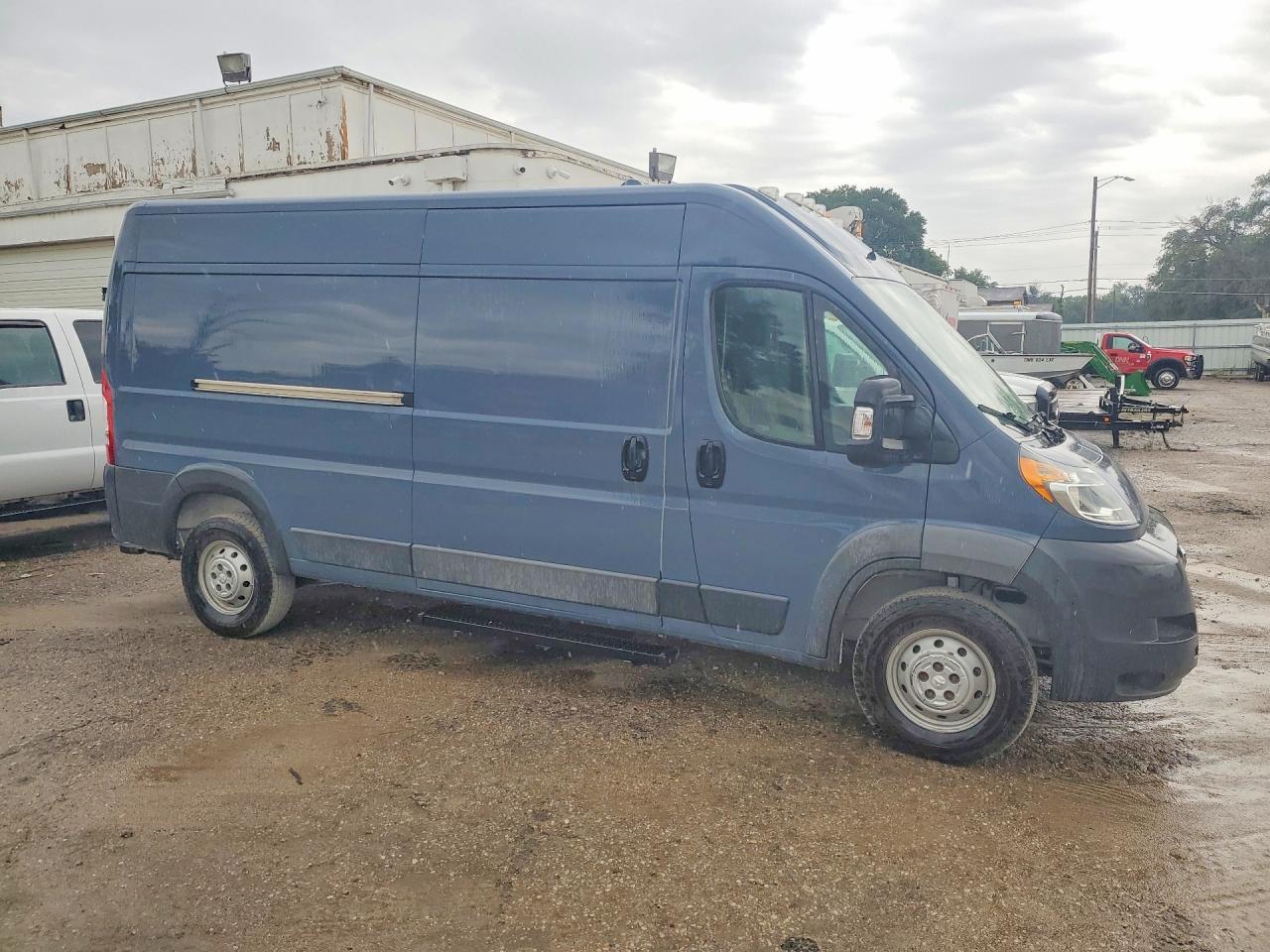 2018 Ram Promaster 2500 Delivery Van - Фото 4