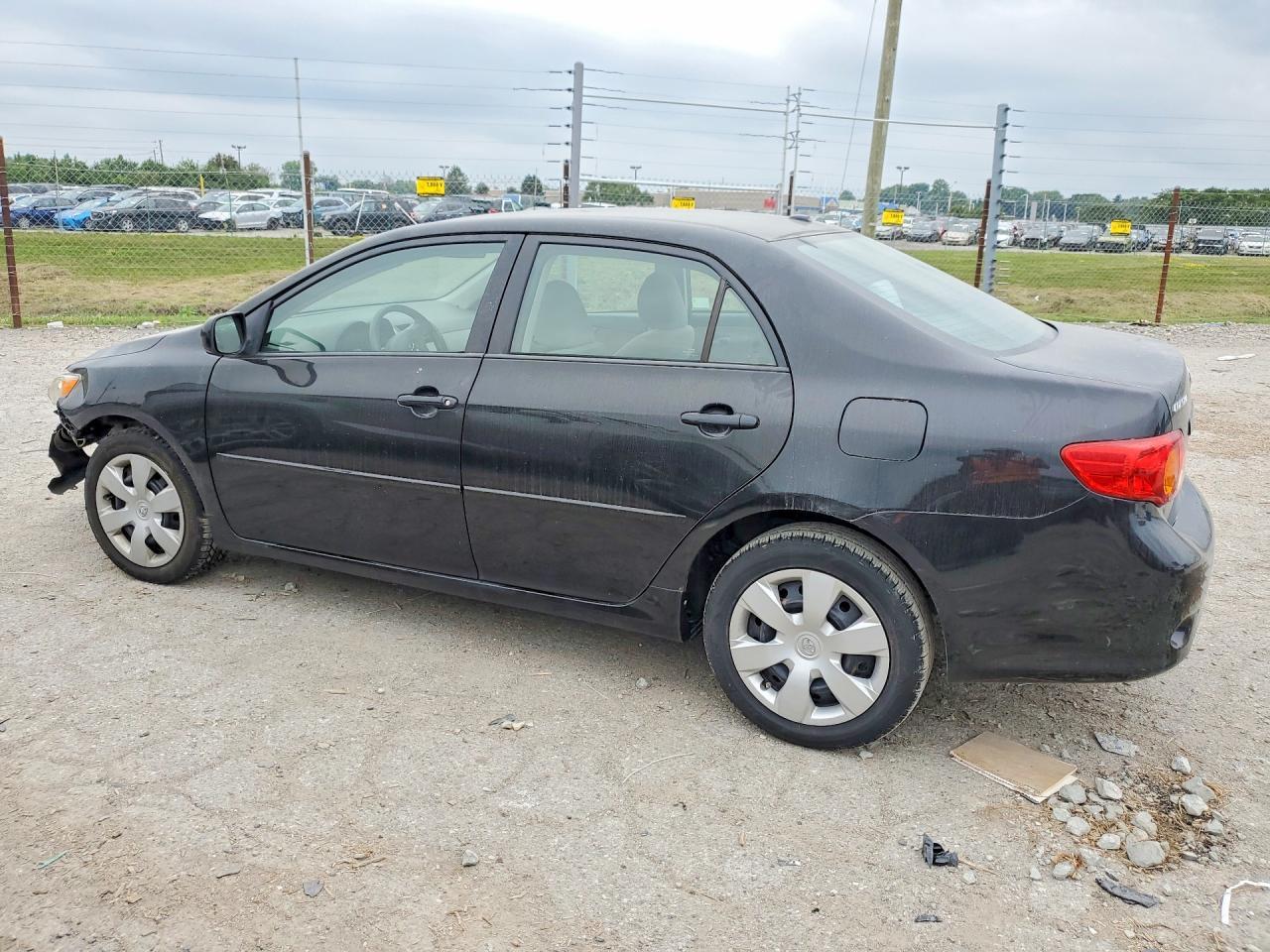 2010 Toyota Corolla Le - Фото 2