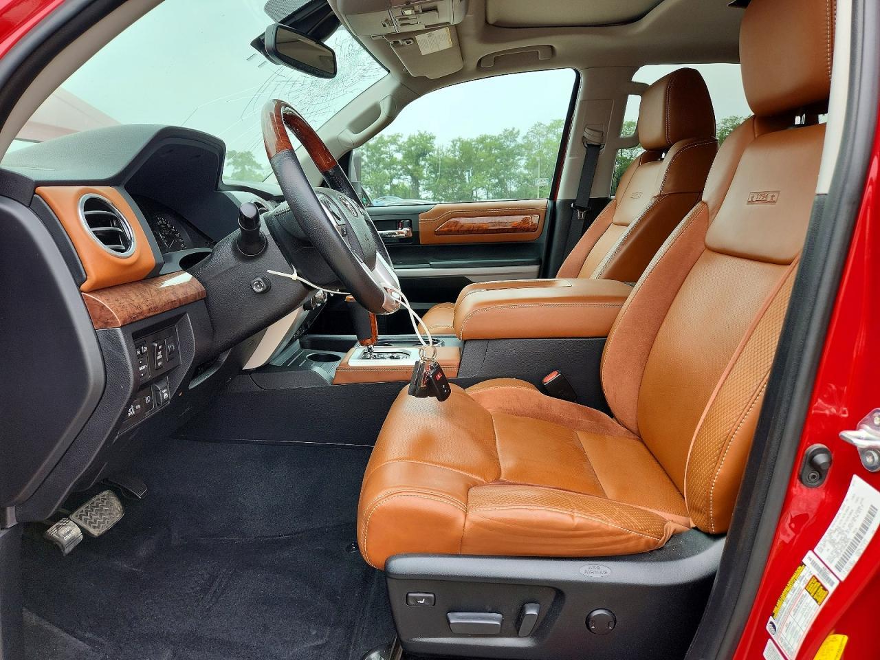 2021 Toyota Tundra 1794 Edition - Фото 7
