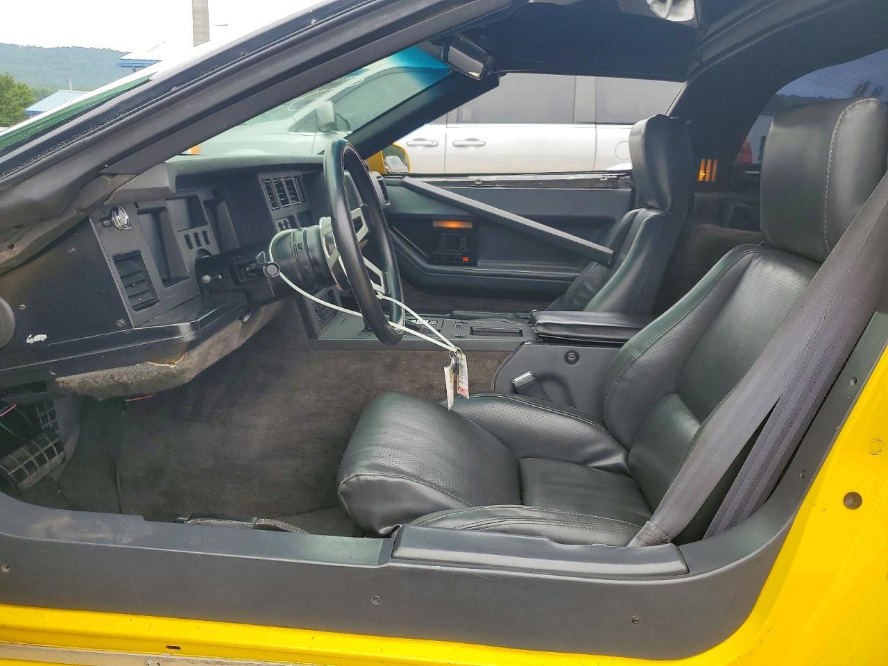1986 Chevrolet Corvette - Image 7