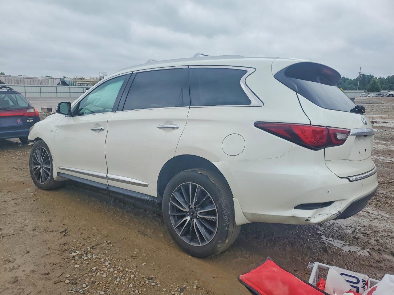 2018 Infiniti Qx60 Base - Image 2
