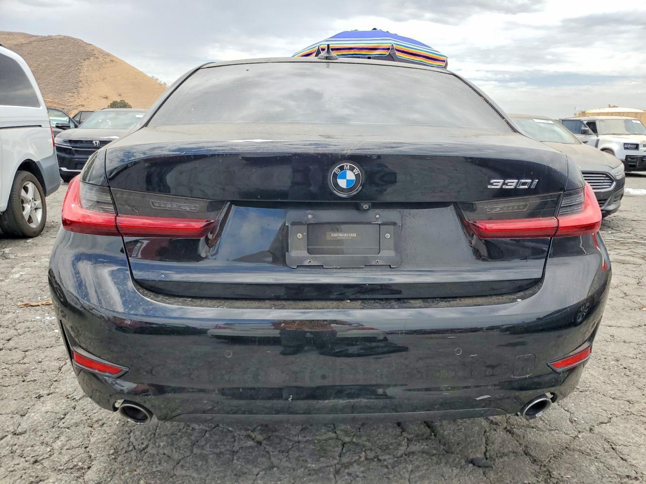 2020 BMW 330I - Фото 6