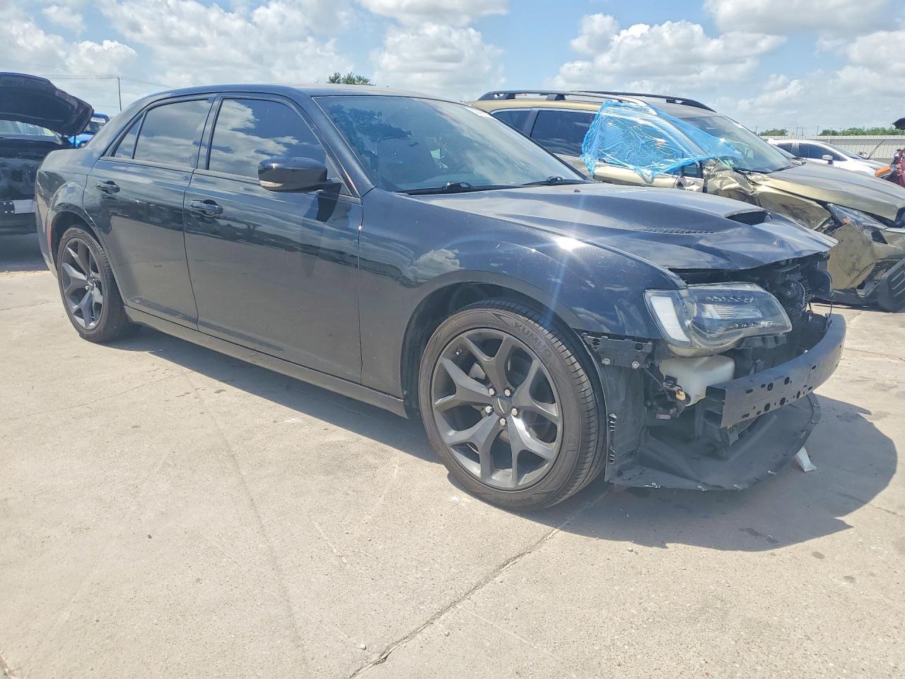 2022 Chrysler 300 S - Image 4
