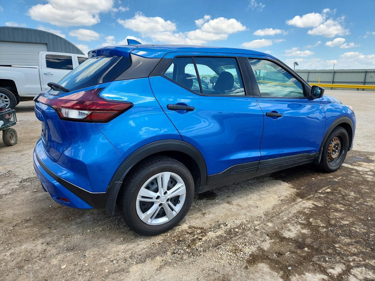 2021 Nissan Kicks - Фото 3
