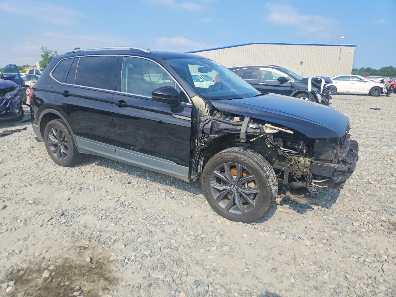 2022 Volkswagen Tiguan Se - Image 4