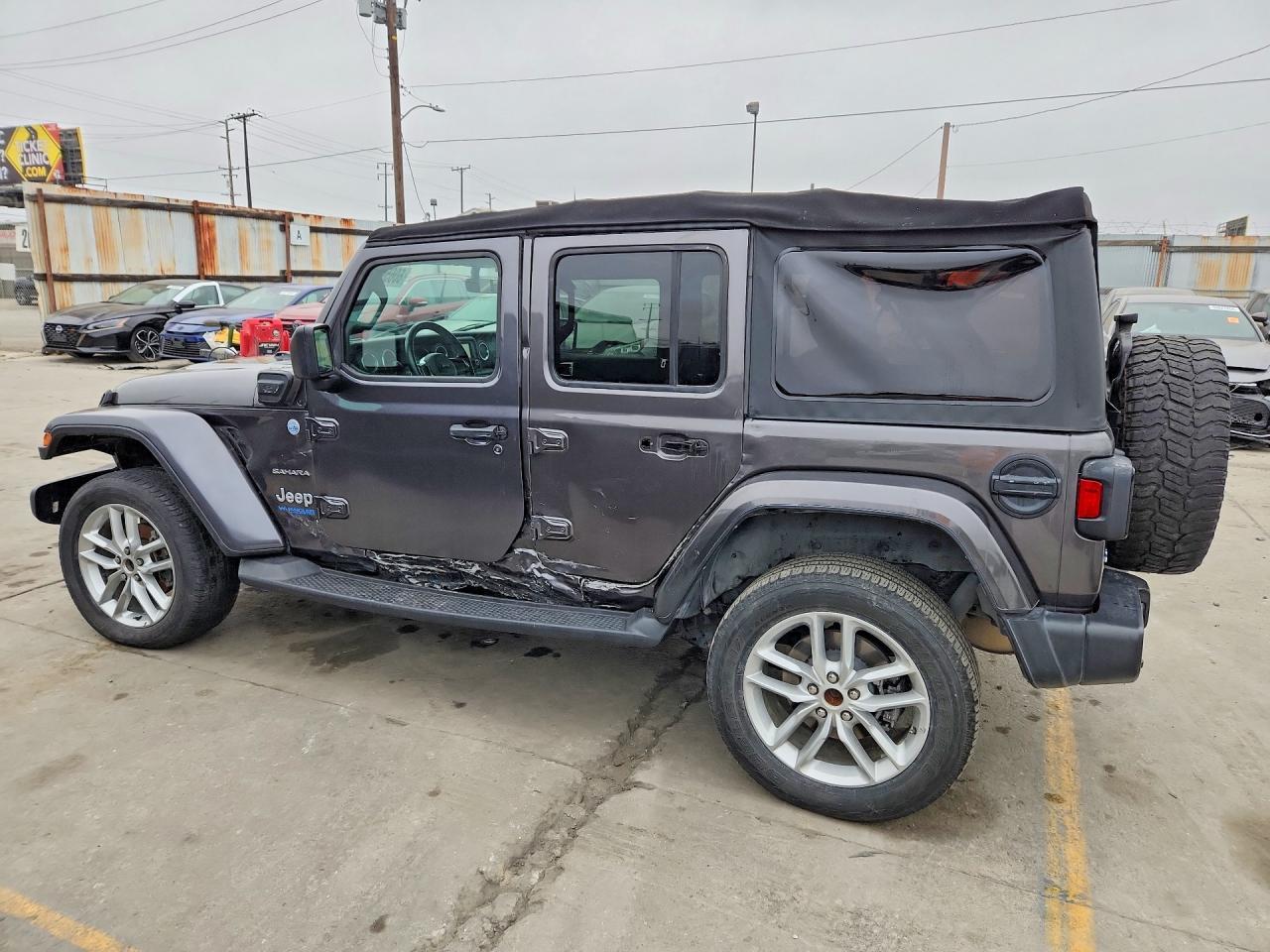 2021 Jeep Wrangler Unlimited Sahara 4Xe - Image 2