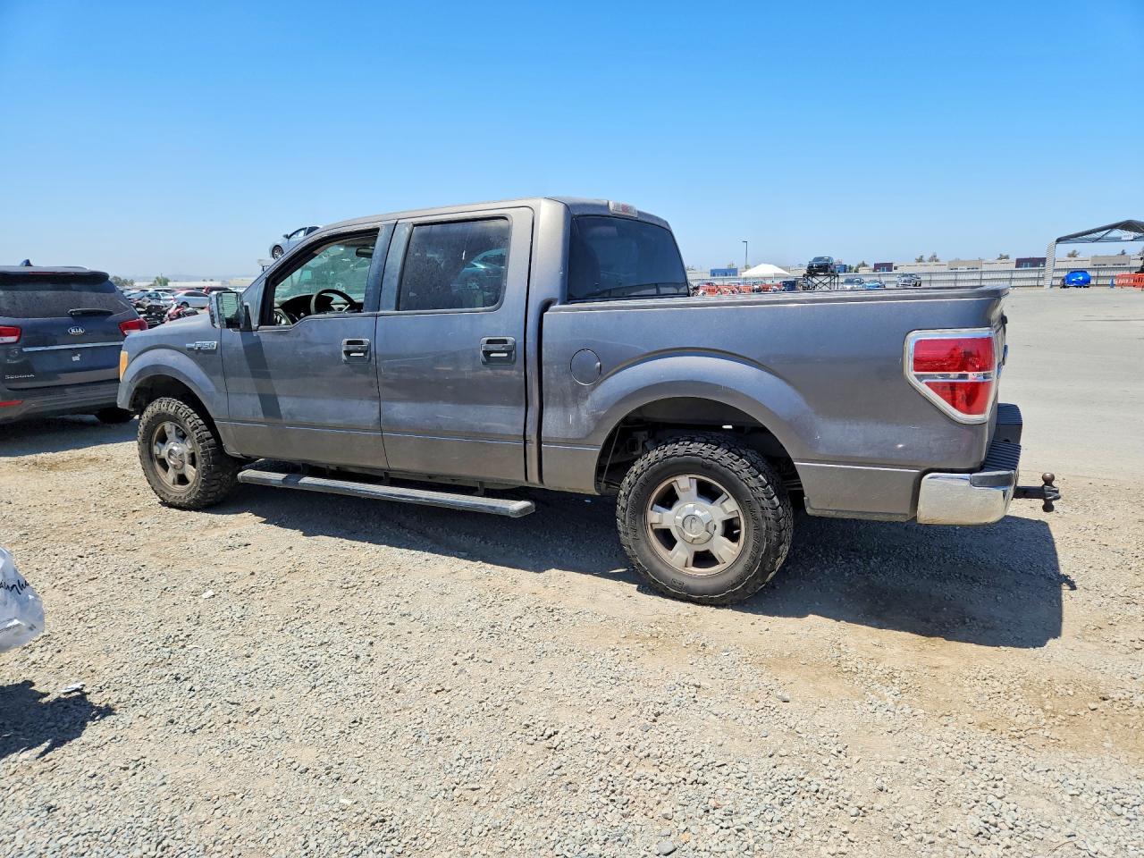 2010 Ford F150 Supercrew - Фото 2