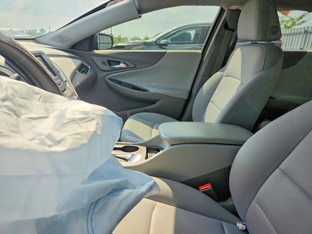 2016 Chevrolet Malibu Ls - Image 7