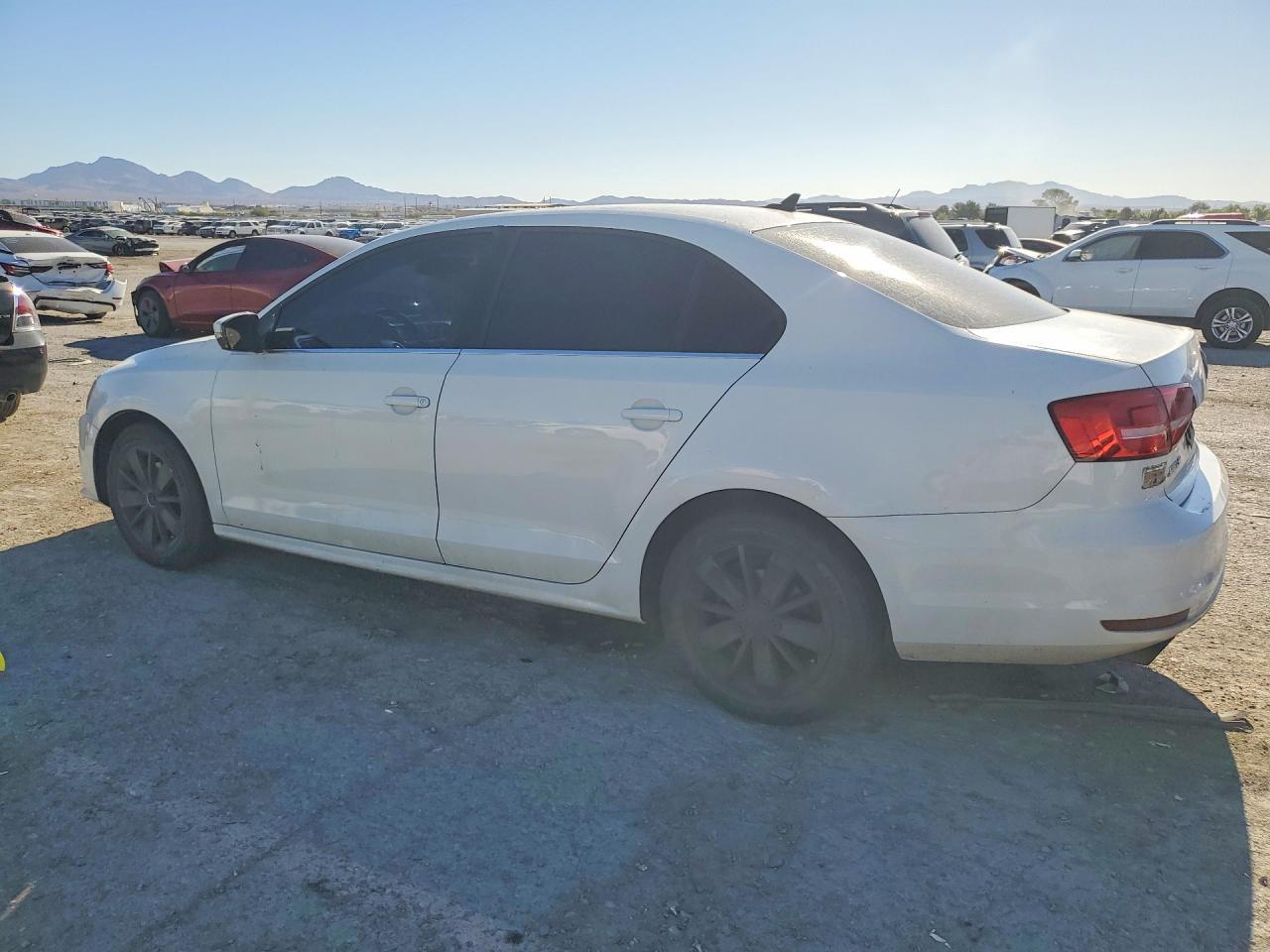2015 Volkswagen Jetta Se - Фото 2