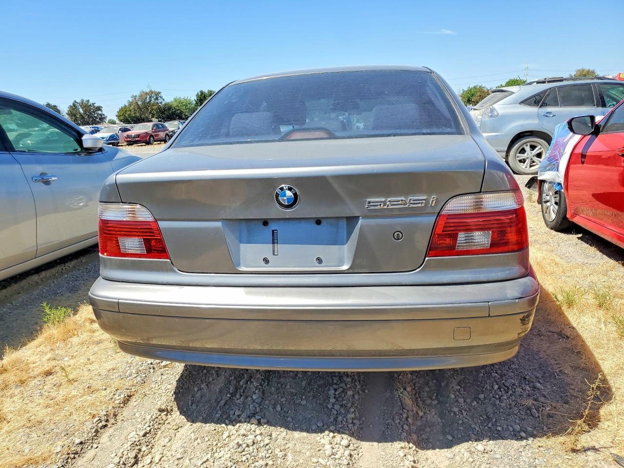 2002 BMW 525 I Automatic - Image 6