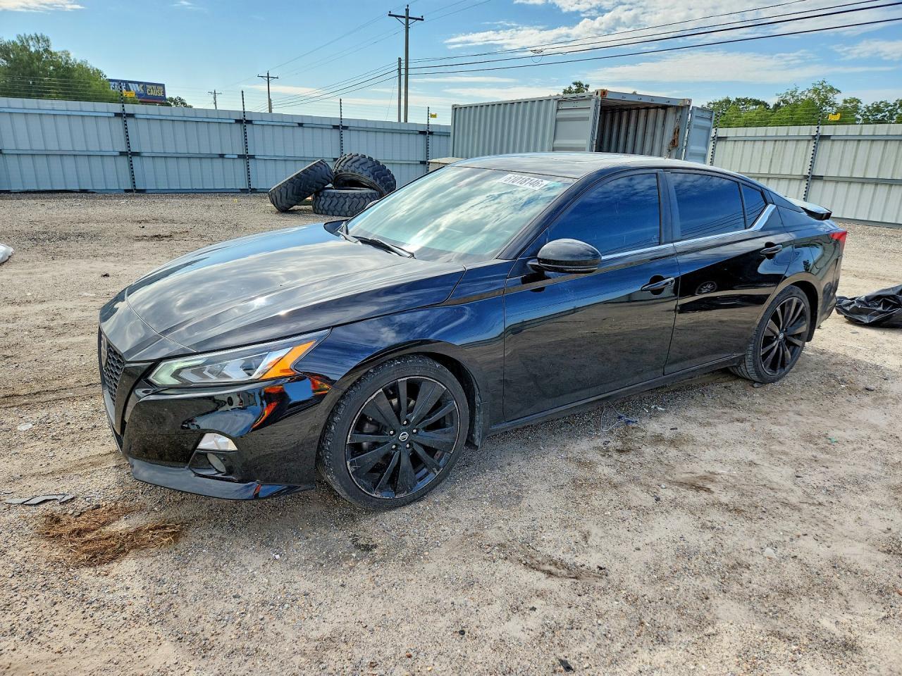 2022 Nissan Altima Sr
