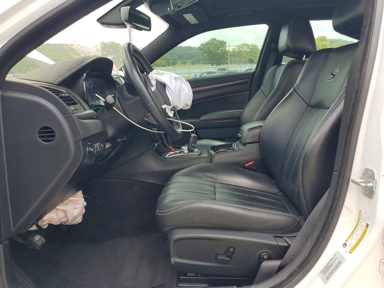 2015 Chrysler 300 S - Фото 7