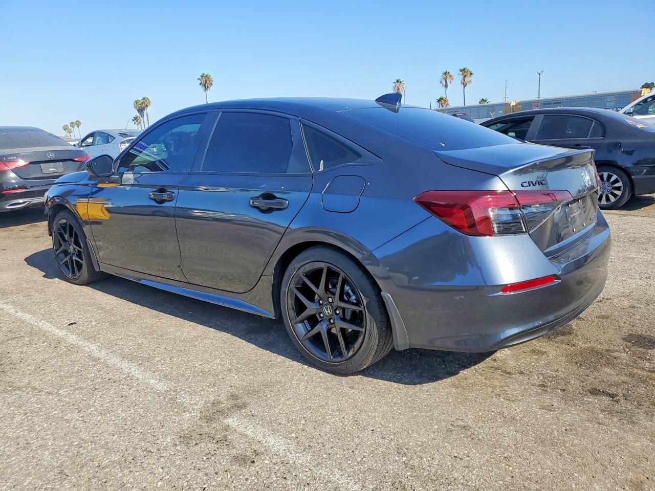 2026 Honda Civic Sport - Фото 2