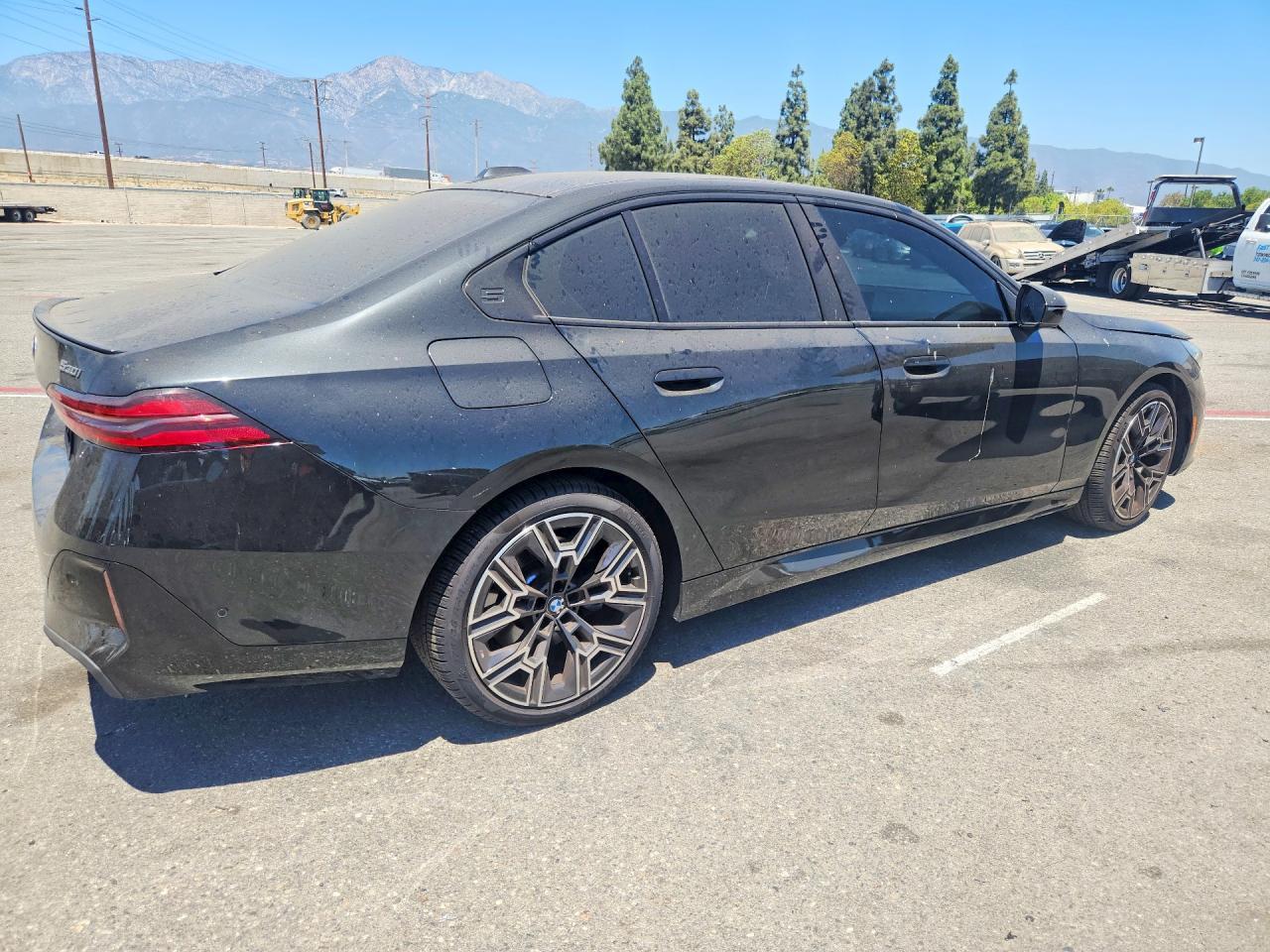 2026 BMW 530 I - Фото 3