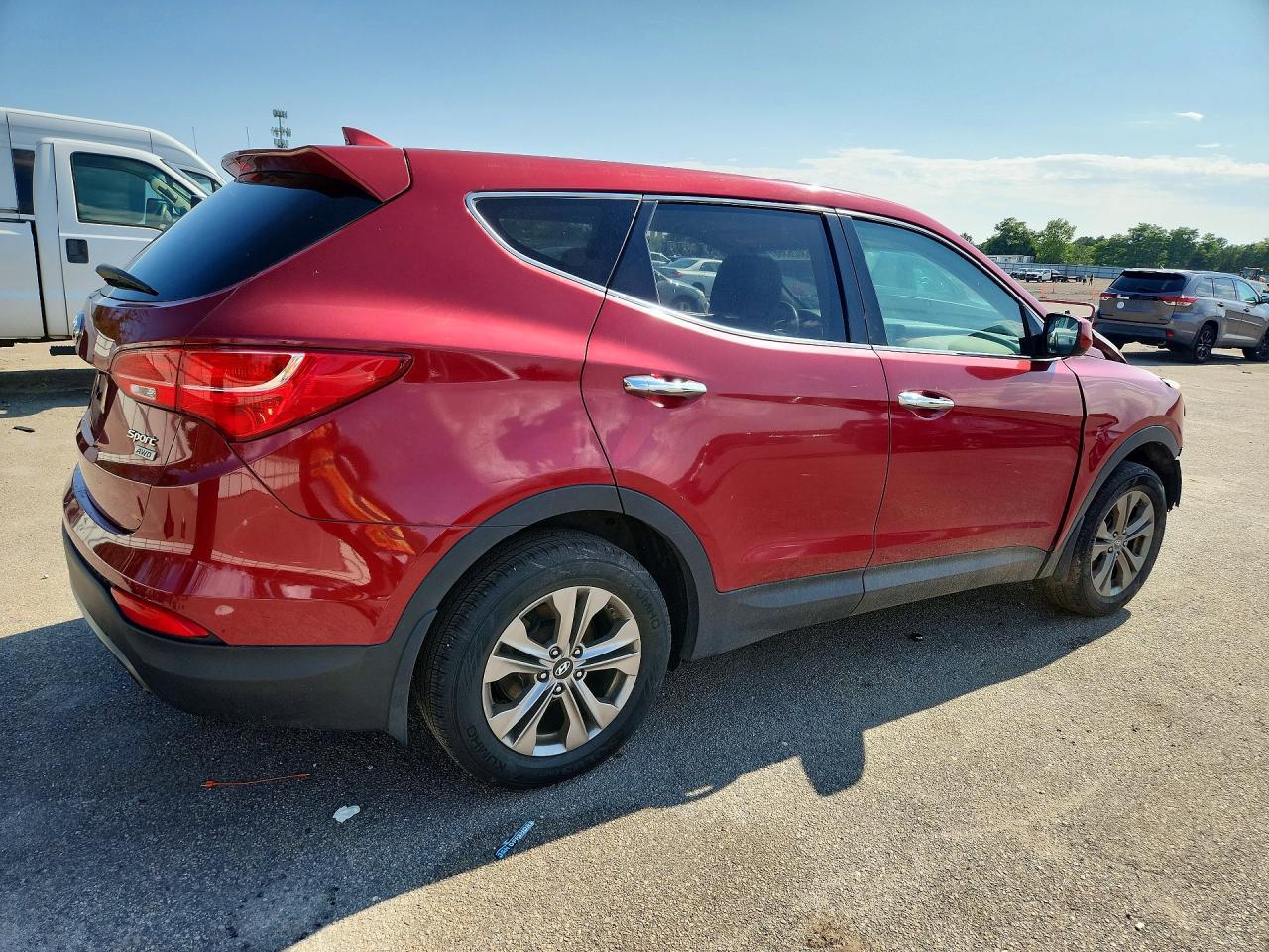 2016 Hyundai Santa Fe Sport 2.4L - Image 3