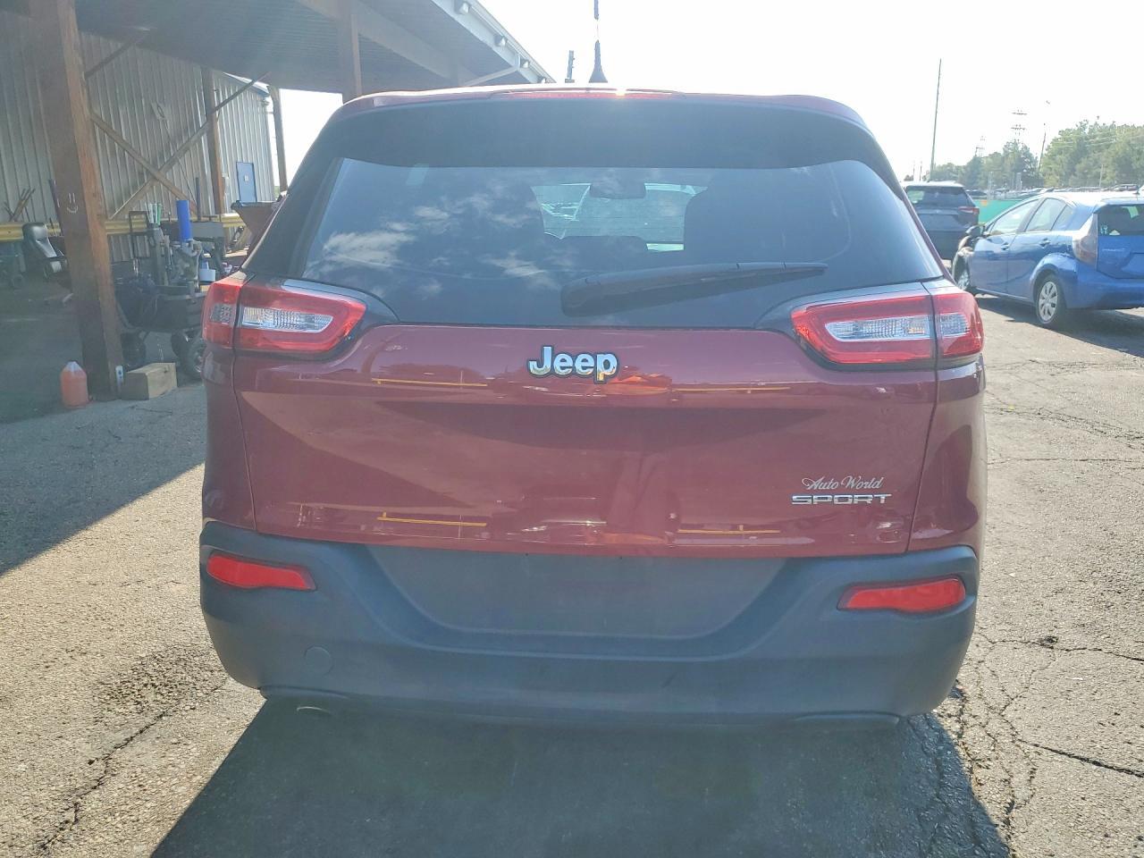 2016 Jeep Cherokee Sport - Image 6