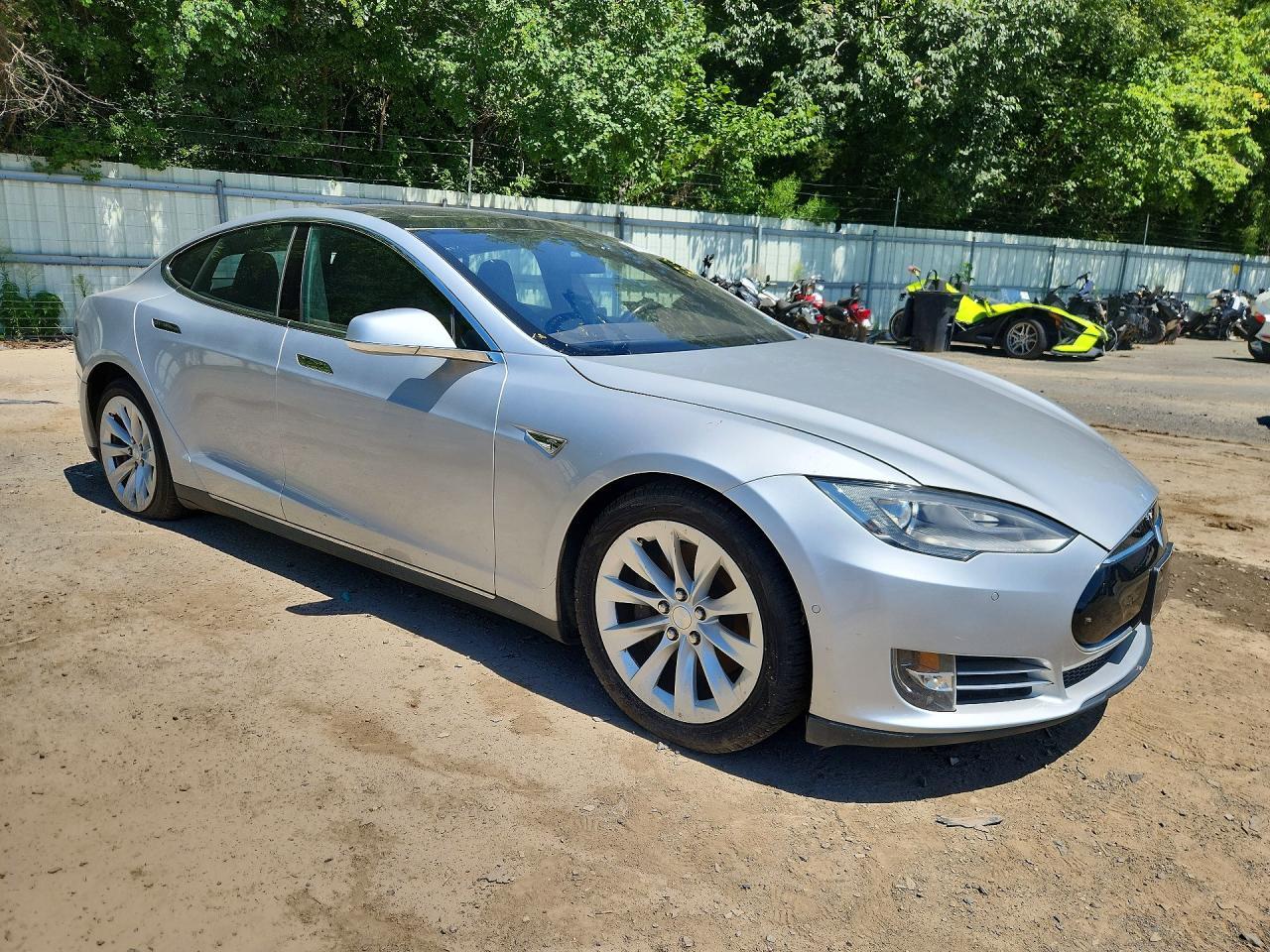 2016 Tesla Model S - Фото 4