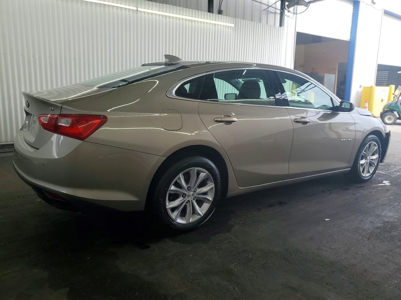 2024 Chevrolet Malibu Lt - Фото 3