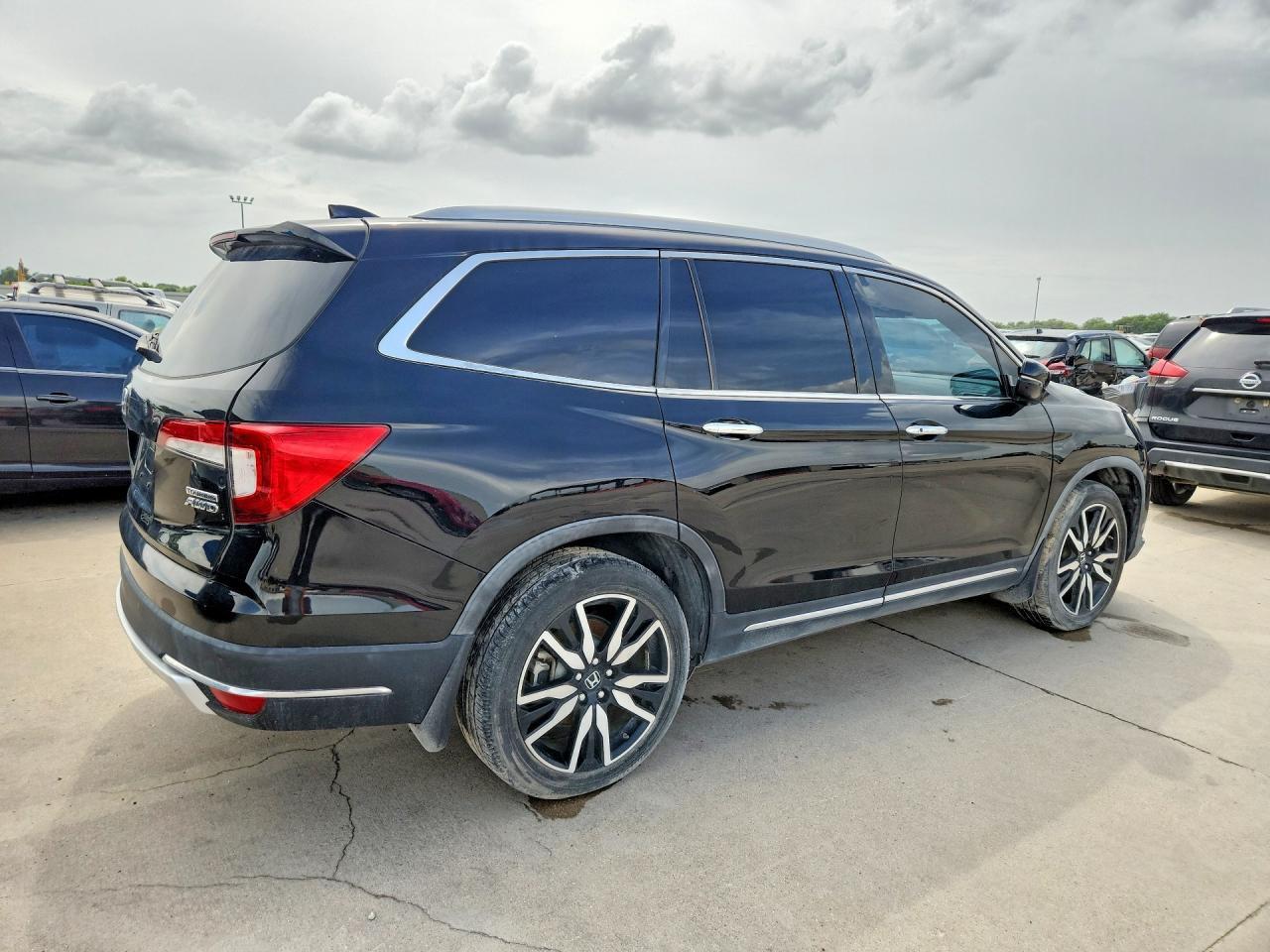 2019 Honda Pilot Touring - Фото 3