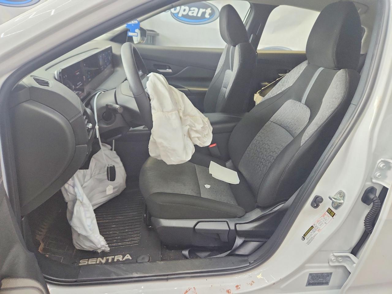2026 Nissan Sentra Sv - Image 7