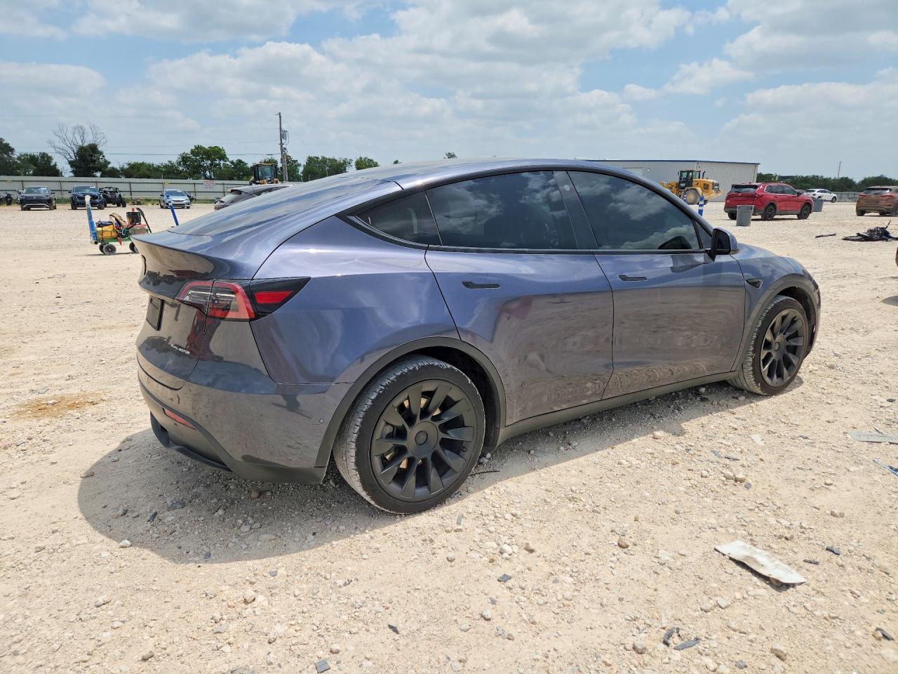 2021 Tesla Model Y - Image 3