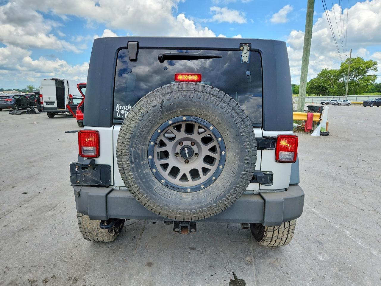 2010 Jeep Wrangler Unlimited Sport - Image 6